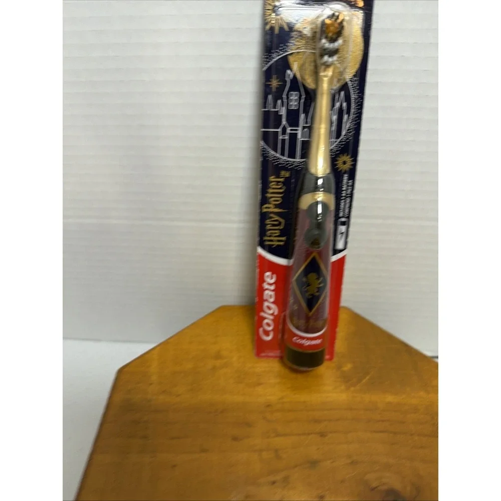Harry Potter Gryffindor Colgate Kids‎ Battery Powered Toothbrush Extra Soft